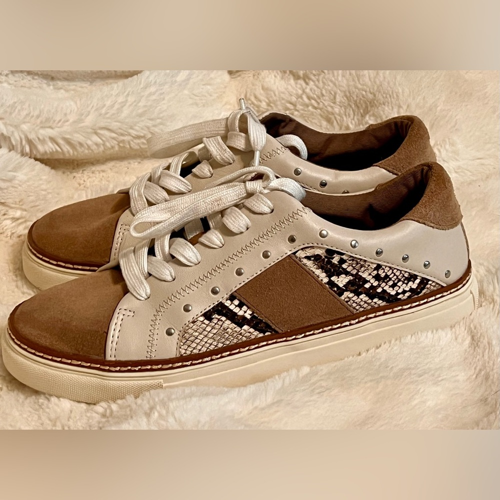 Crown Vintage Brown and Cream Sneakers size 8